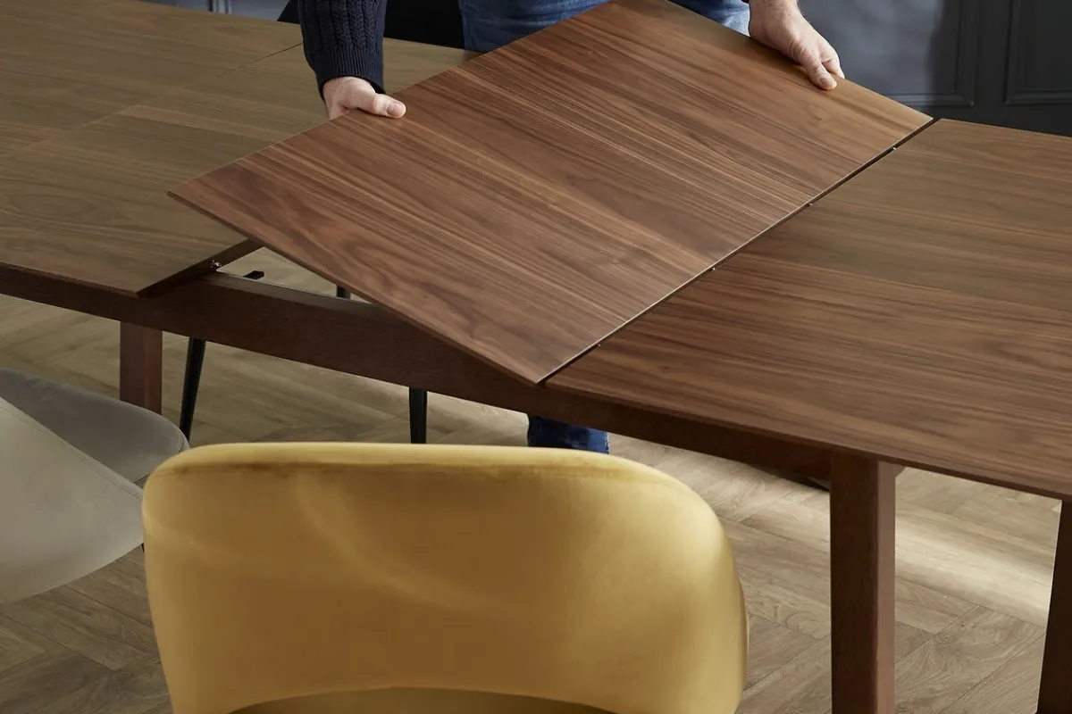 Miliboo Ausziehbarer rechteckiger Esstisch Wallnussfinish B160-240 cm LAHO* Ausziehtische