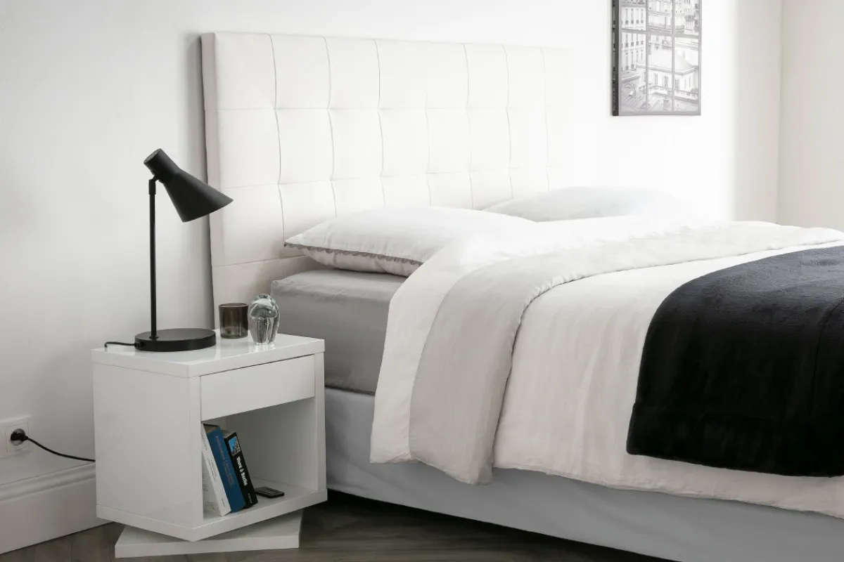 Miliboo Bettkopfteil gepolstert weißes 160 cm HALCIONA* Bett-kopfteile