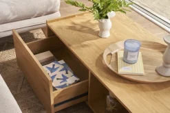 Miliboo Couchtisch mit Ablagefächern in hellem Holzfinish Eiche 2 Schubladen L120 cm MADERO* Couchtische