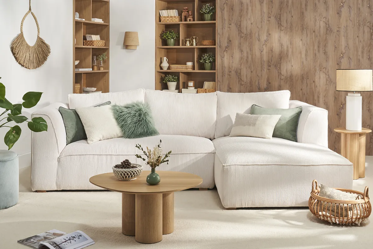 Miliboo Design-Ecksofa rechtseitig aus geripptem, écrufarbenem Samtstoff 3-4 Sitzer PANAM* Ecksofas
