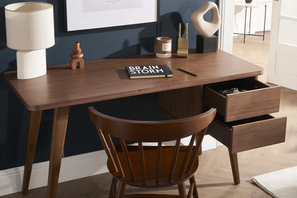 Miliboo Design-Schreibtisch Nussbaum L140 cm FIFTIES* Design-schreibtische