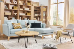 Miliboo Design-Sessel im beigen Samtdesign mit schwarzem Metall und hellem Holz BARNET* Design-sessel|Sessel