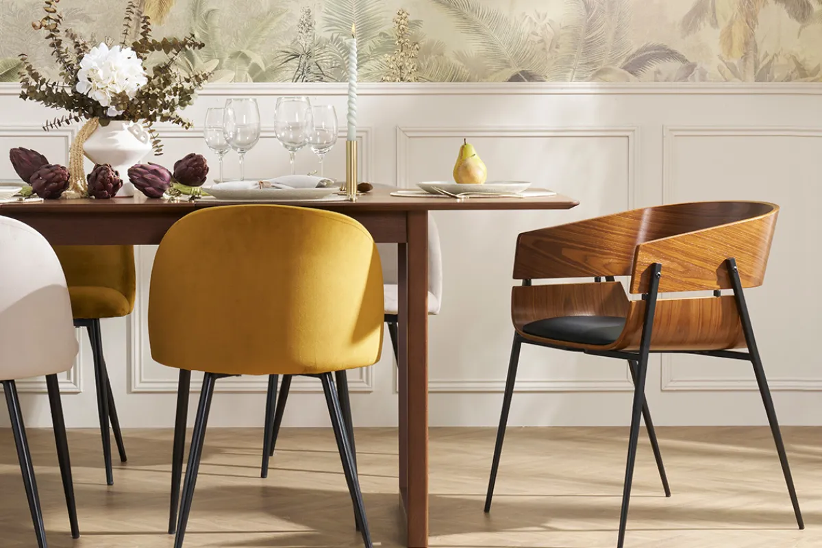 Miliboo Design-Stuhl schwarz mit dunklem Holz WESS* Design-stühle|Holzstühle