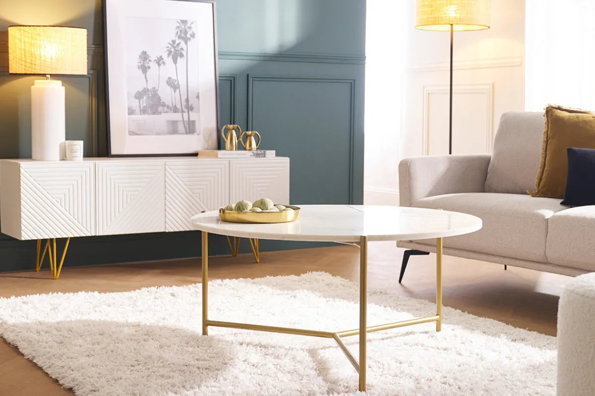 Miliboo Design-TV-Möbel mit weißer Gravur und goldfarbenem Metall B140 cm OZEN* Tv-lowboards