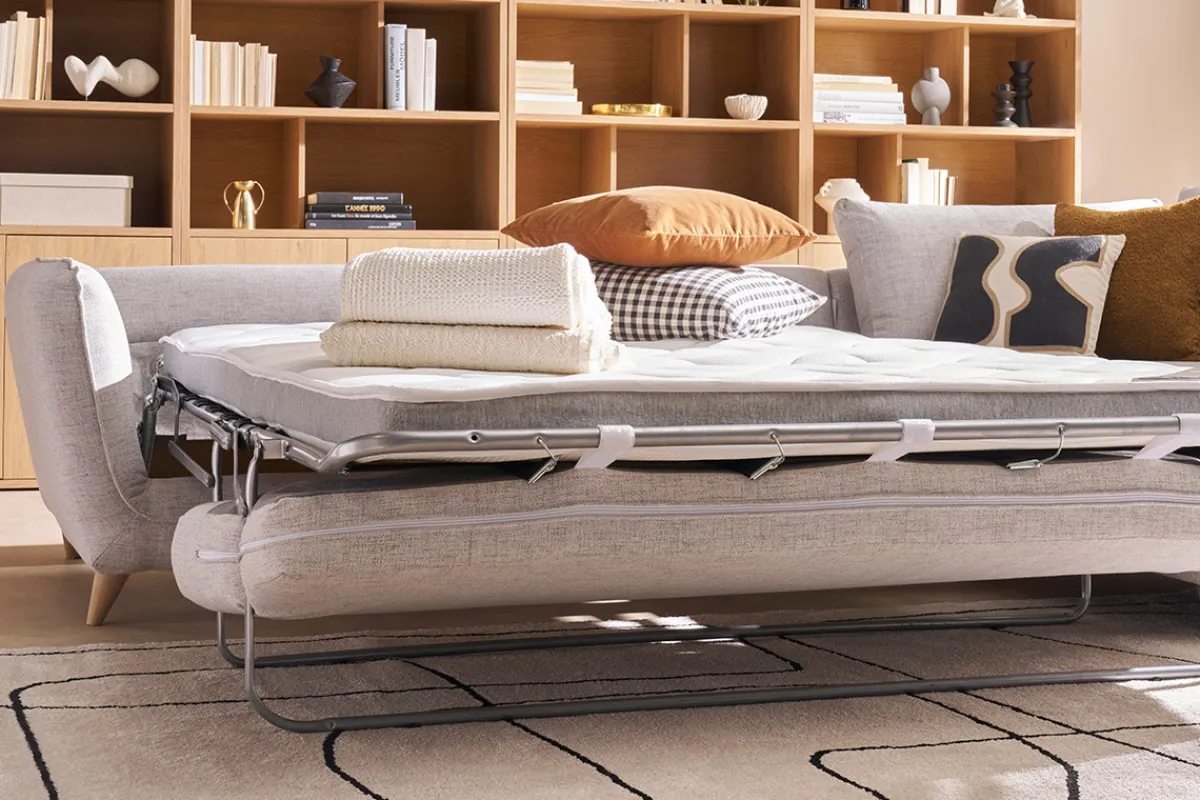 Miliboo Ecksofa mit 5 Sitzplätzen, umwandelbar, skandinavisches Design, in hellgrauem meliertem Stoff und hellem Holz CREEP* Schlafsofas|Ecksofas