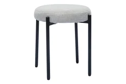 Miliboo Hocker stapelbar im beigen Samtdesign mit schwarzem Metallfuß H41 cm KIKO* Design-stühle