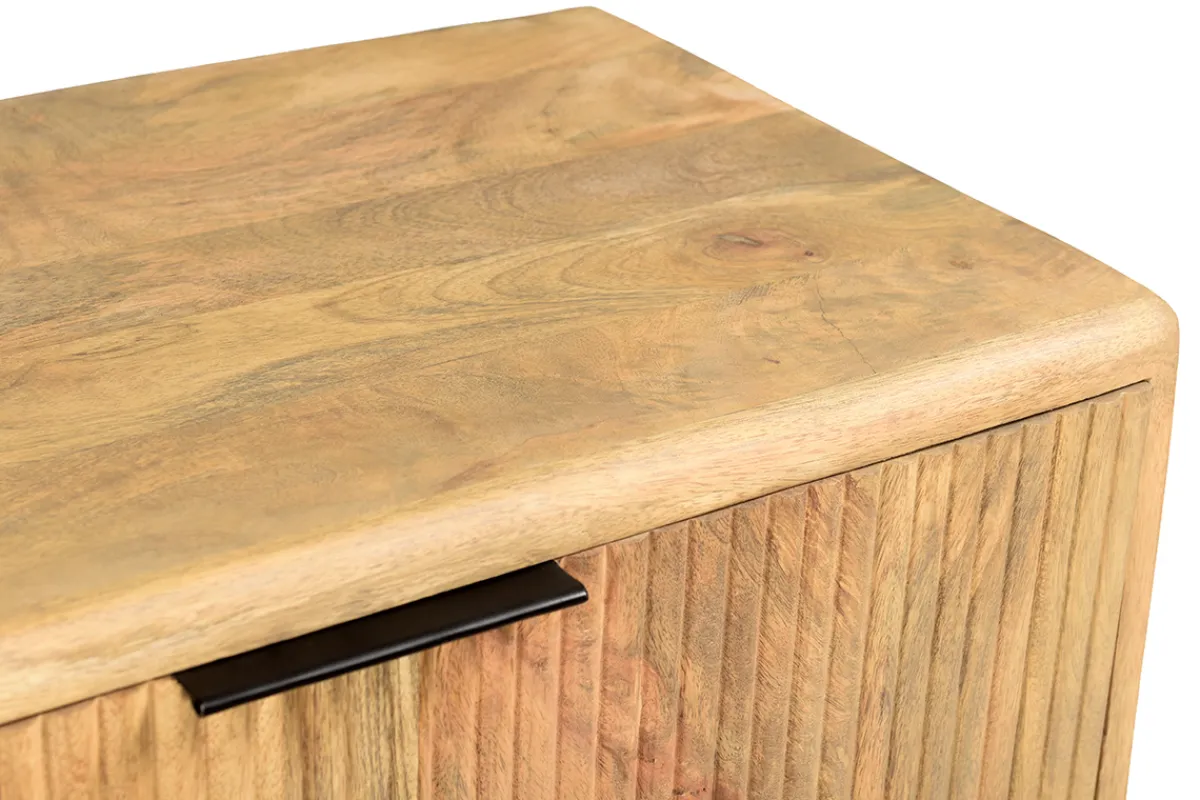 Miliboo Kommode aus massivem Mangoholz mit Gravur und schwarzem Metall 3 Schubladen L70 cm MORISSON* Kommoden|Kommoden