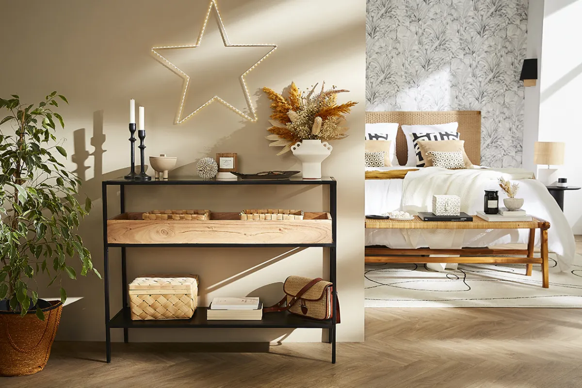 Miliboo Konsole aus schwarzem Metall mit Glasplatte und Fach aus Massivholz L100 cm HAORA* Konsolentische