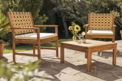 Miliboo Quadratischer Garten-Couchtisch aus Massivholz B60 cm SALVADOR* Gartentische