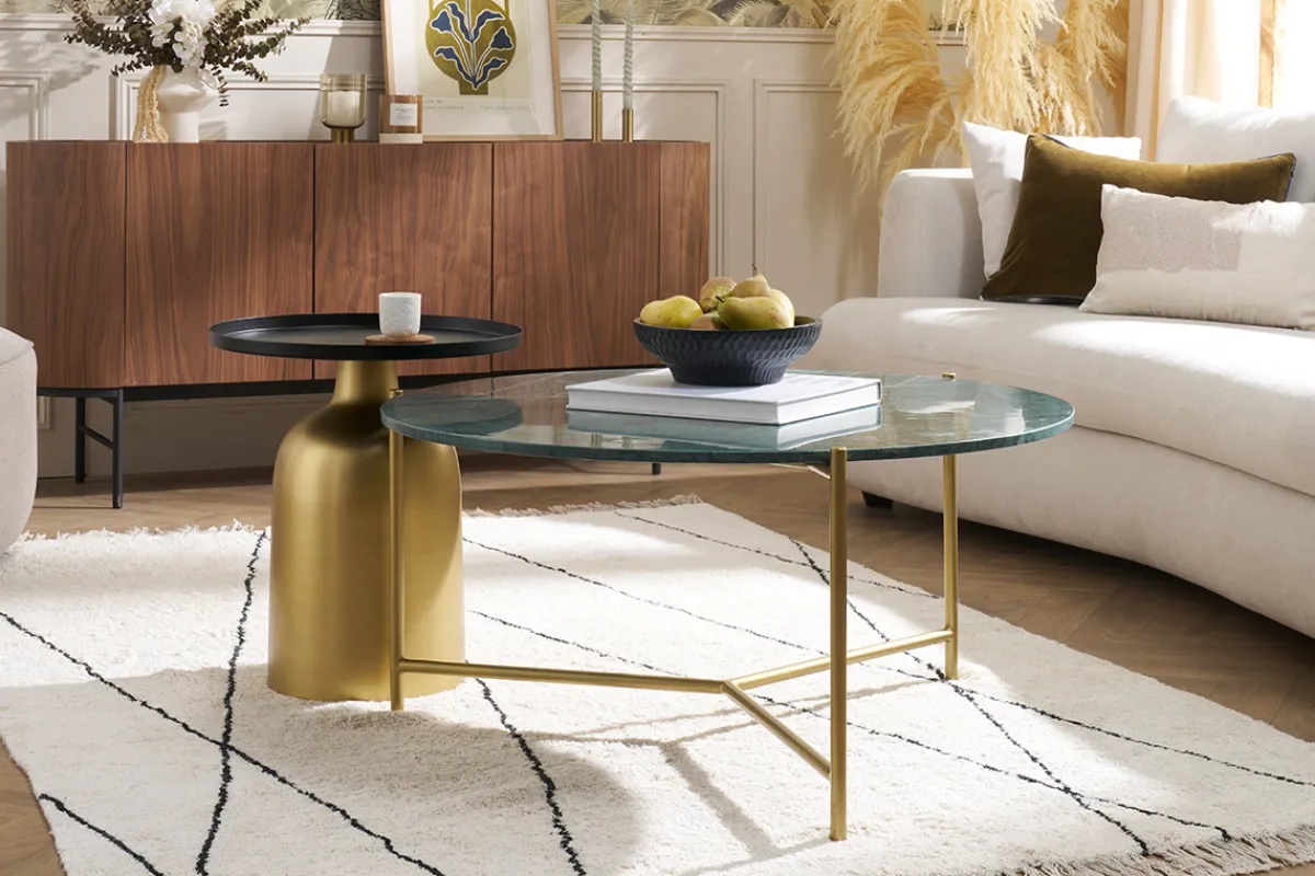 Miliboo Runder Design-Beistelltisch aus Metall goldfarben mit mattschwarzer Tischplatte RAMSES* Beistelltische