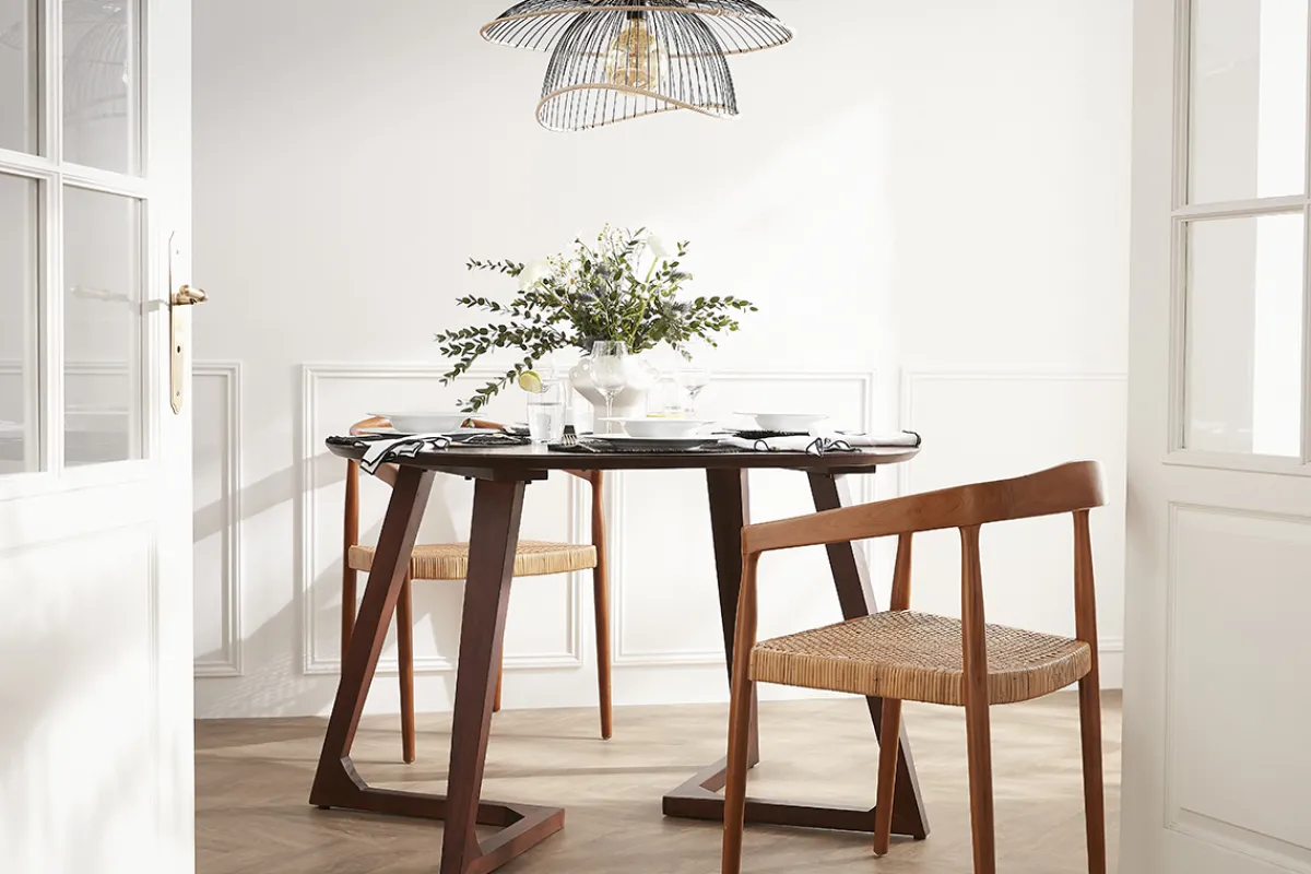 Miliboo Runder Design-Tisch aus Massivholz L115 cm BANDOL* Esstische