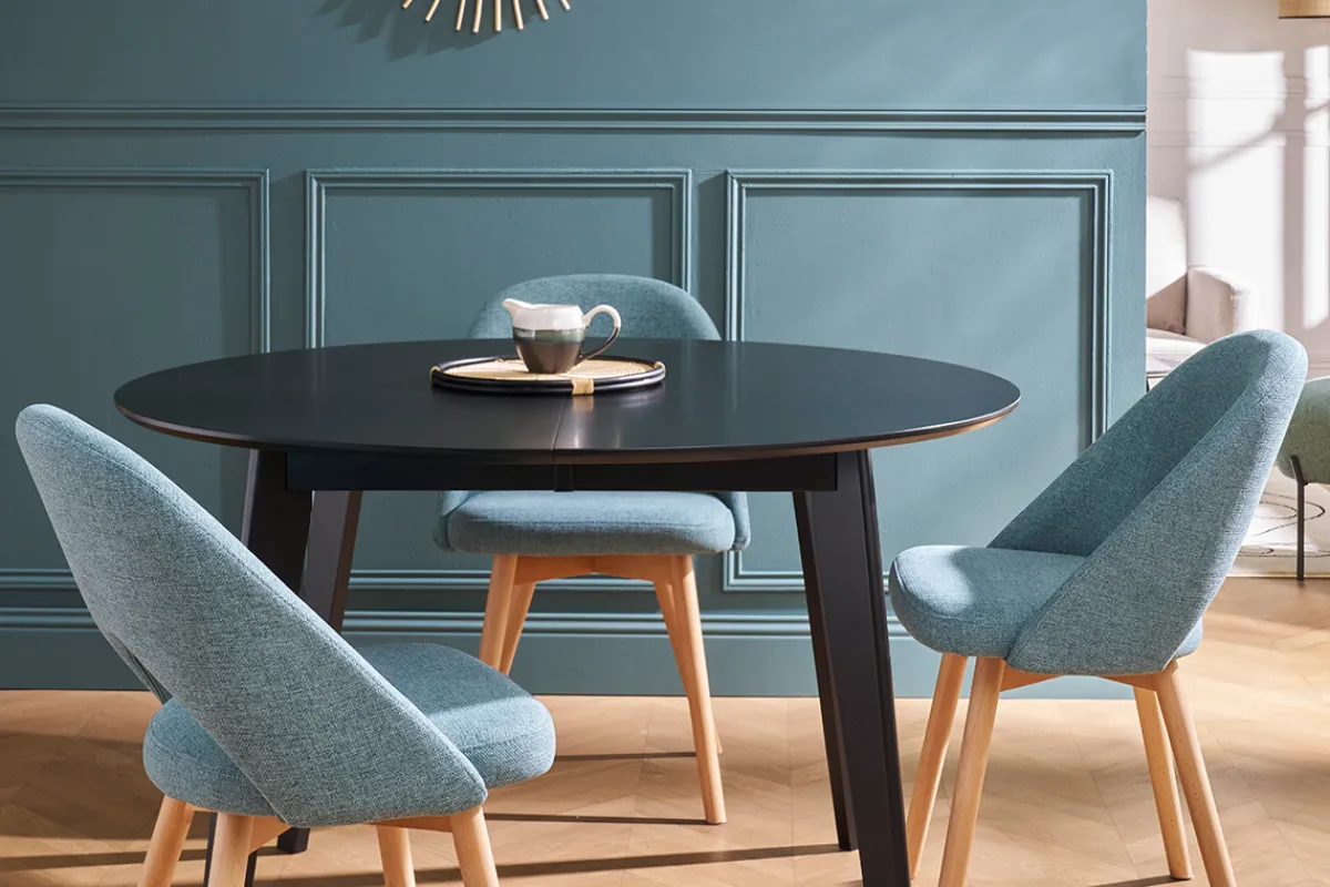 Miliboo Skandinavische Stühle aus graugrünem Stoff und hellem Massivholz (2er-Set) COSETTE* Design-stühle