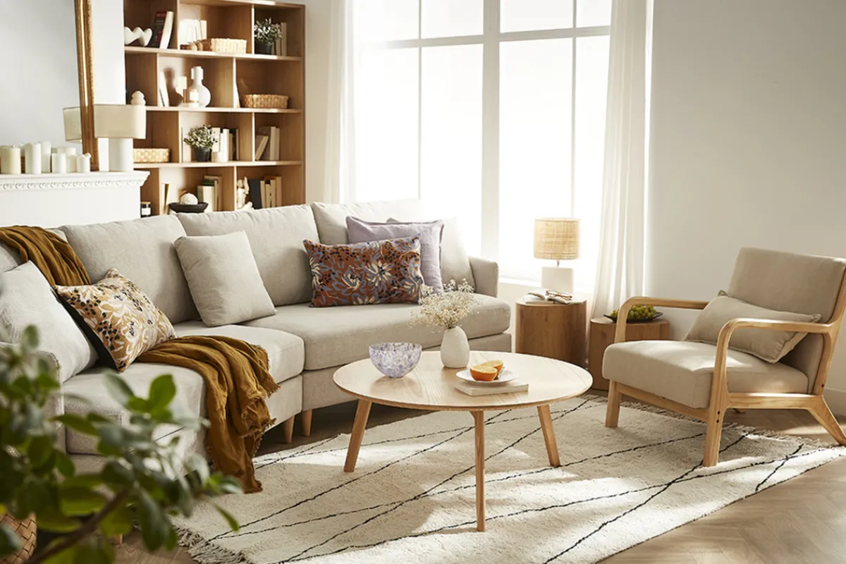 Miliboo Skandinavischer Sessel aus rostbraunem Stoff mit Samteffekt und hellem Massivholz DERRY* Design-sessel|Sessel