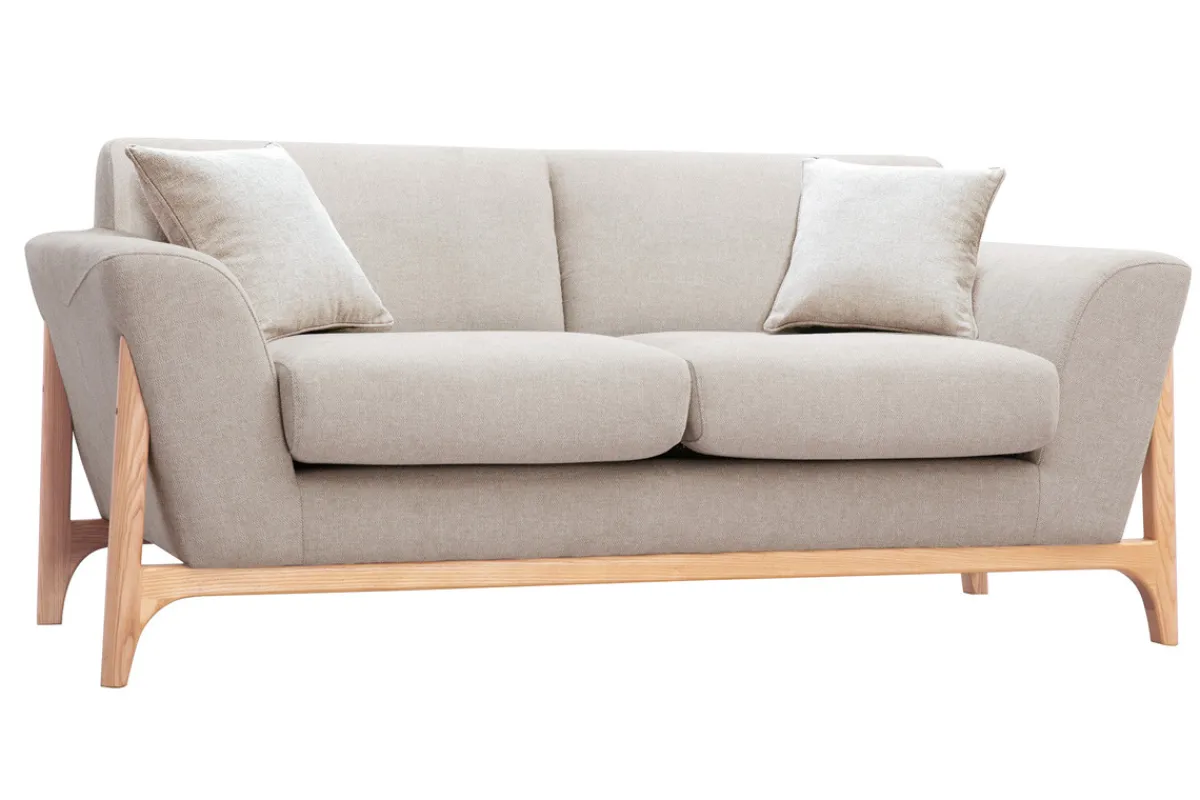 Miliboo Skandinavisches Sofa aus beigem Stoff mit Samteffekt und Eschenholz 2-Sitzer ASAKO* Design-sofas