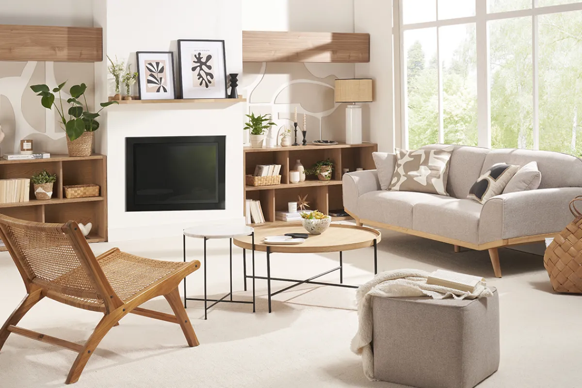 Miliboo Skandinavisches Sofa aus beigem Stoff mit Samteffekt und hellem Holz 3-Sitzer FREEMA* Design-sofas