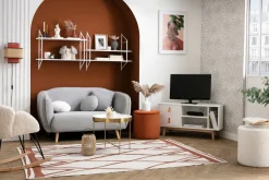 Miliboo Skandinavisches Sofa aus hellgrauem Stoff mit Samt-Effekt Zweisitzer FOLK* Design-sofas
