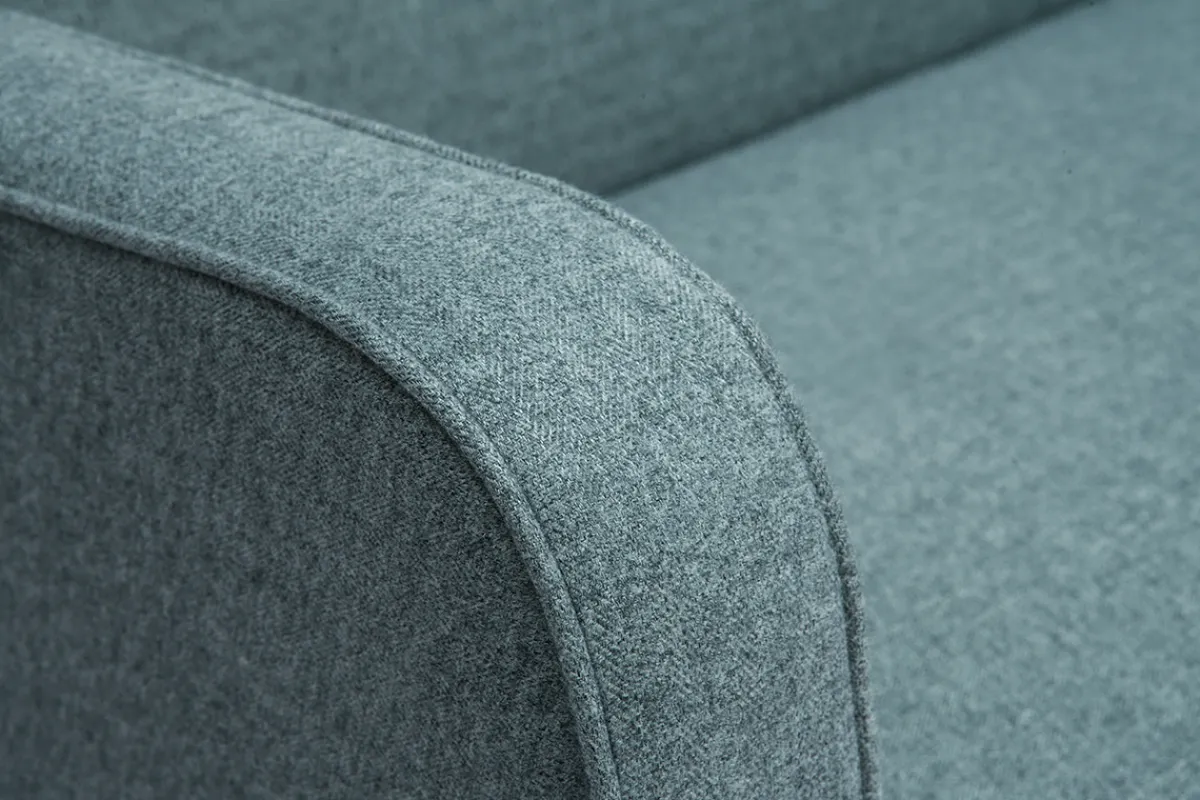 Miliboo Skandinavisches Sofa 3-Sitzer aus graugrünem Stoff und hellem Holz ULLA* Schlafsofas