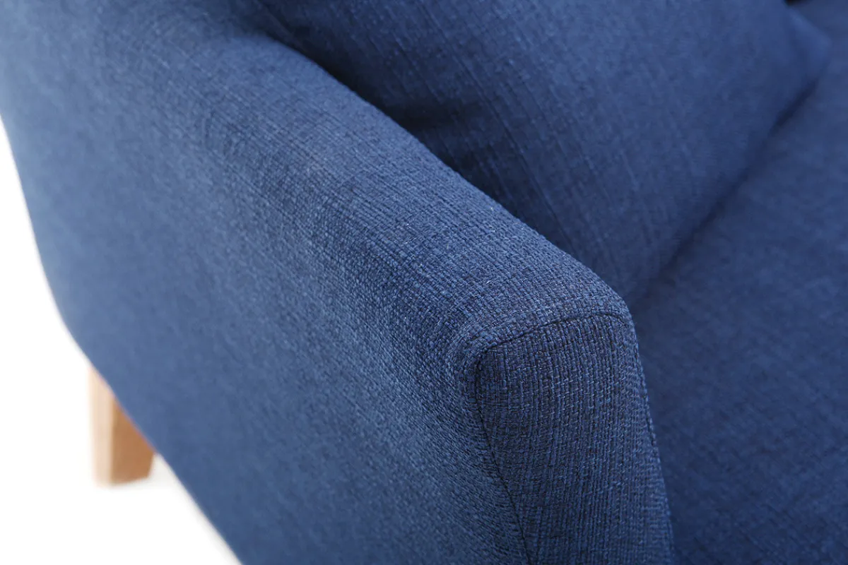 Miliboo Sofa skandinavisch 2 Plätze Dunkelblau und helle Holzbeine OSLO* Design-sofas