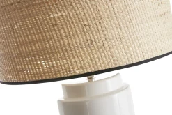 Miliboo Tischleuchte aus emaillierter Keramik in Weiß mit Lampenschirm aus naturfarbenem Bast H64 cm MAJES* Tischlampe|Tischlampe