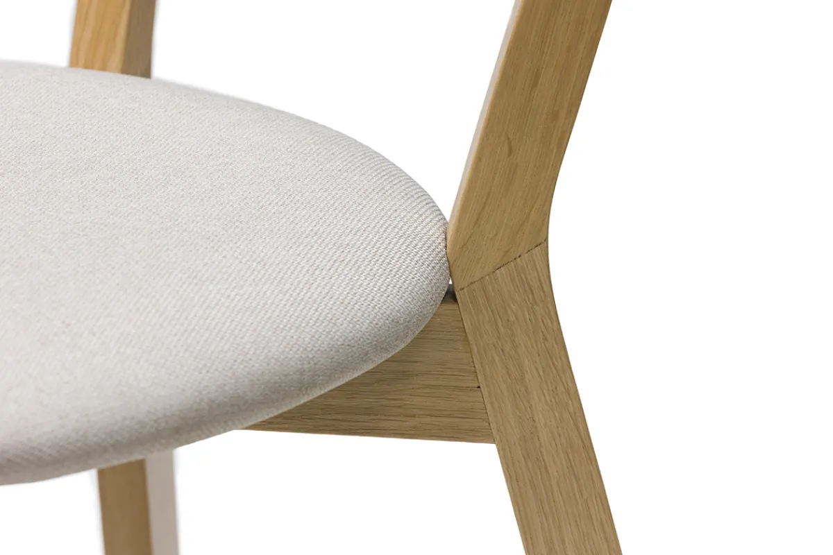 Miliboo Vintage-Stühle aus hellem Holz mit Eichenfurnier und beigem Stoff (2er-Set) DOVE* Design-stühle